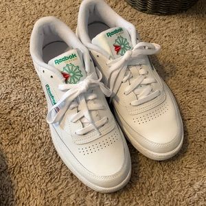 Reebok Club C 85 MENS Size 8 1/2 (Women’s size 10)